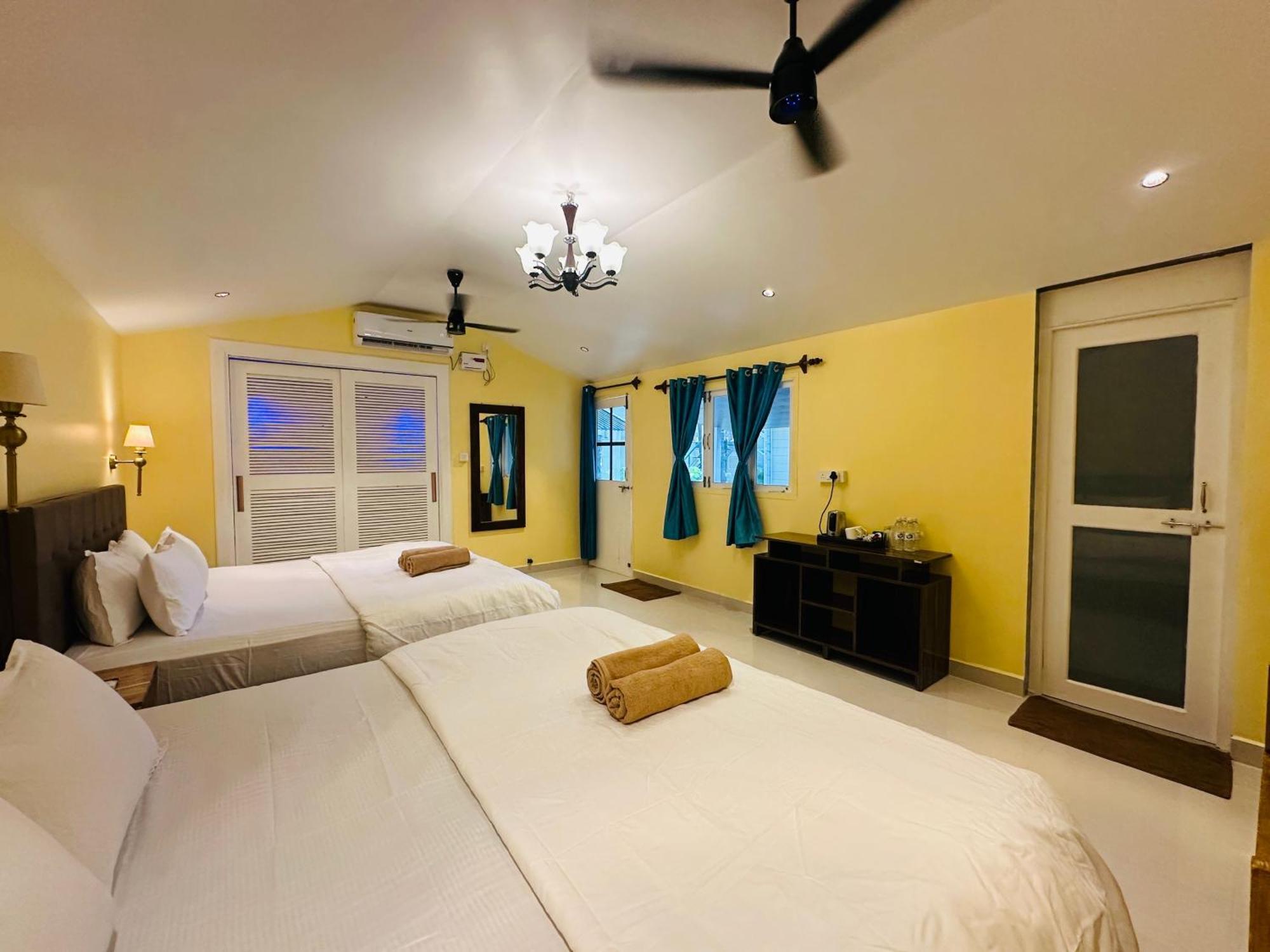 Cocos Beach Resort Палолем Экстерьер фото